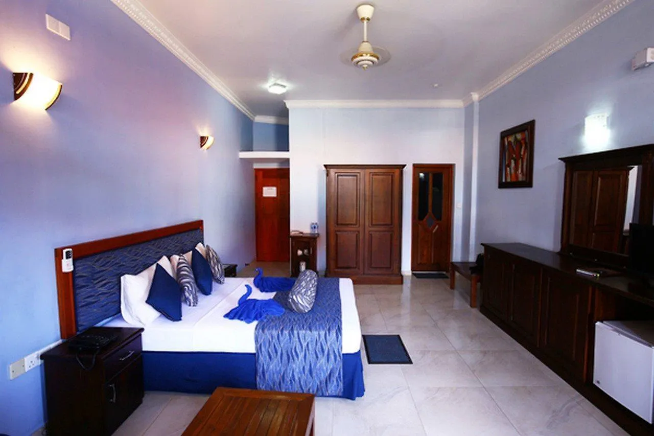 Rani Beach Resorts Negombo