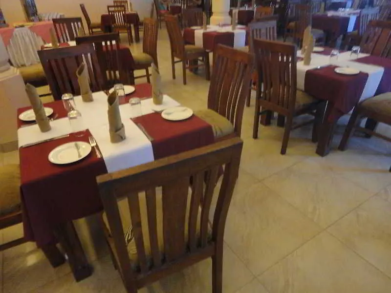 Hotel Rani Beach Resorts Negombo